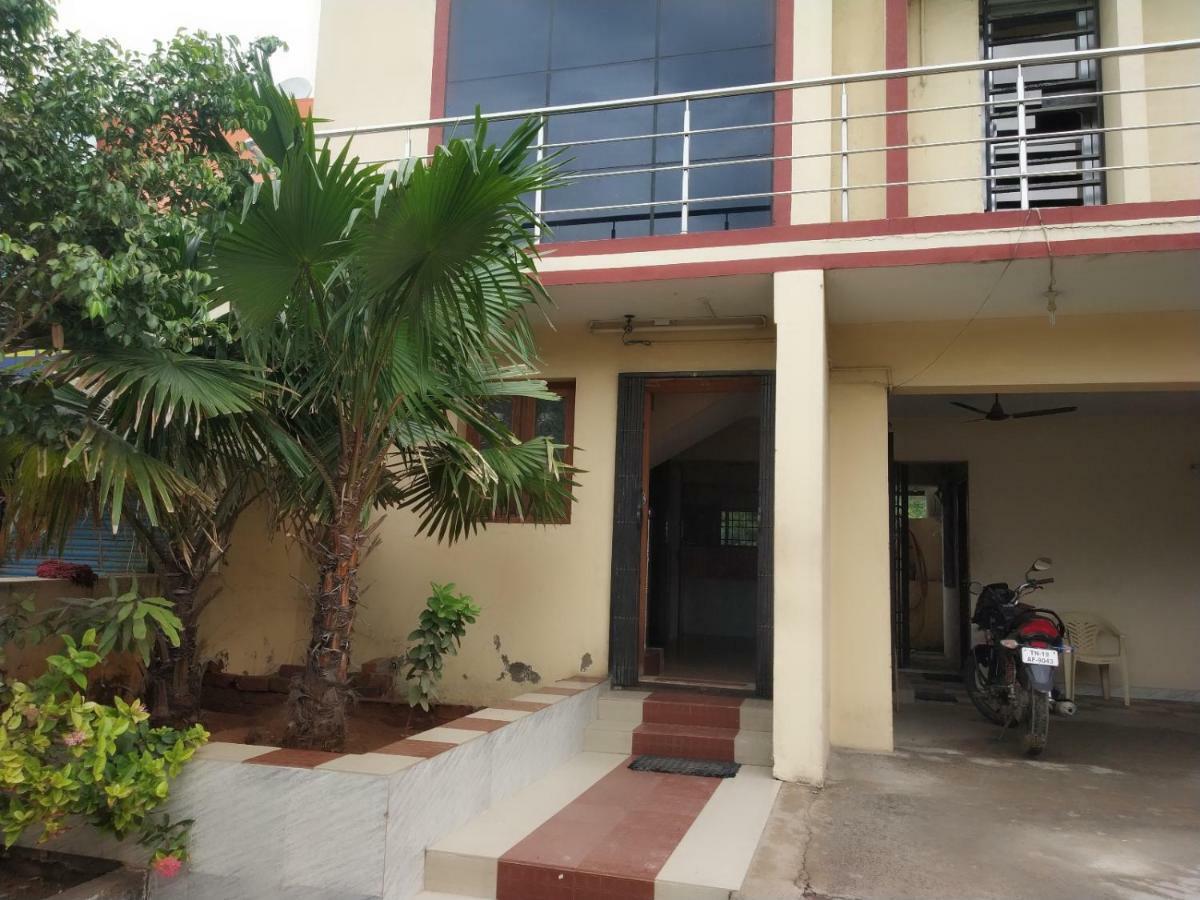 Mithran Residency Otel Chennai Dış mekan fotoğraf